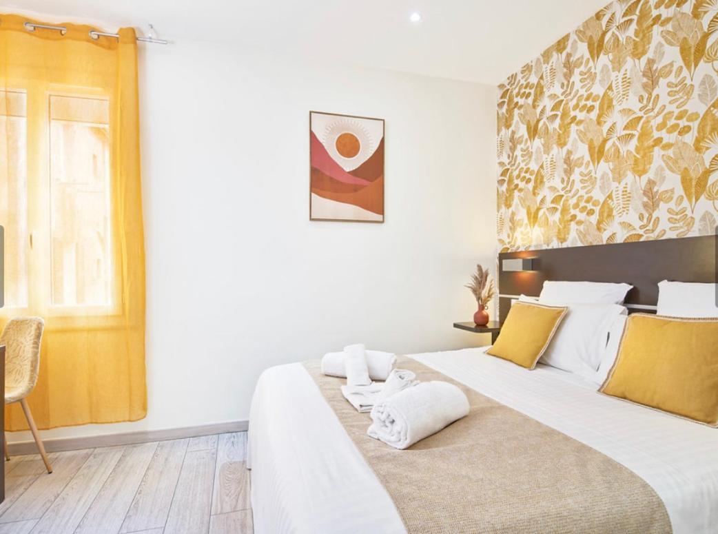 Du Vieux Port 3*